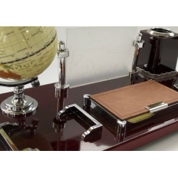 Business Desk Photo Frame [1]