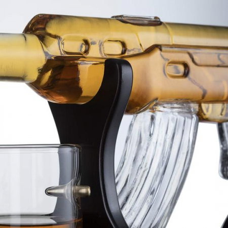 Decantor Pusca cu Patru Pahare cu Glont & Suport Lemn Kitchen. TOP 10 Cadouri Barbati [9]