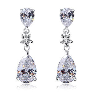 Cercei Diamonds Flower Drop [2]