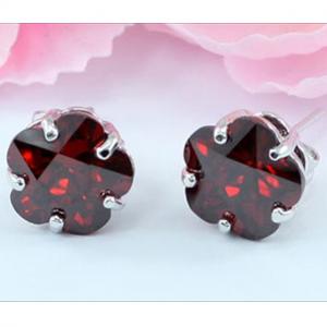 Cercei Borealy Sapphire Studs Flower Cut Red [4]