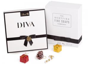 Hand Care box Scottish Fine Soaps & Bomboane Lindt [1]
