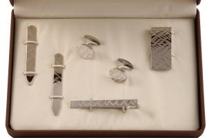 Cadou Purple & Silver Accessories by Jos Von Arx [2]