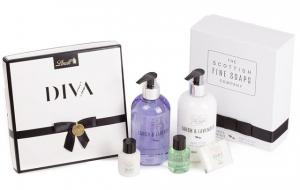Hand Care box Scottish Fine Soaps & Bomboane Lindt [0]