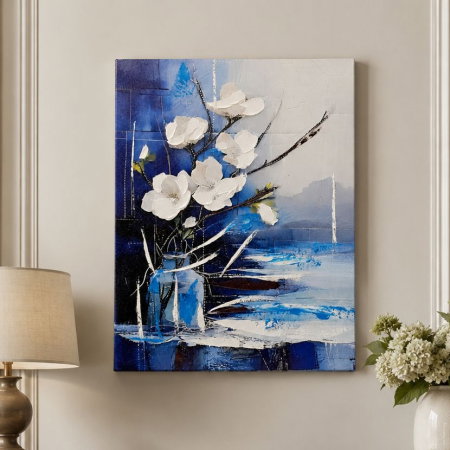 Tablou decorativ abstract cu flori albe și accente albastre cadou elegant pentru bărbați [0]