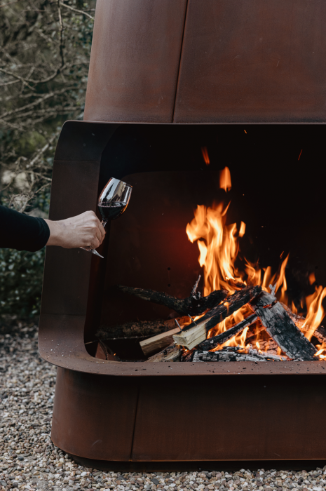 Șemineu exterior / Fire Pit Apollo din oțel Corten pentru grădină 125 × 53 × 190 cm [3]