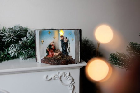 Decoratiune de Craciun MagicHome, Scena Nasterii Domnului intr-o carte, cu LED, pentru interior, 13.5x8x9.5 cm [2]