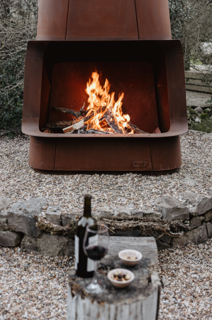 Șemineu exterior / Fire Pit Apollo din oțel Corten pentru grădină 125 × 53 × 190 cm [3]