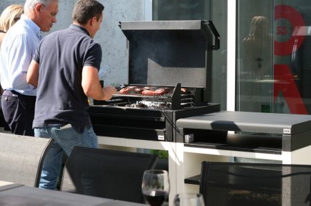Gratar pentru gradina, Kitaway Grill Otte din beton, 110 × 47 × 192 cm [11]
