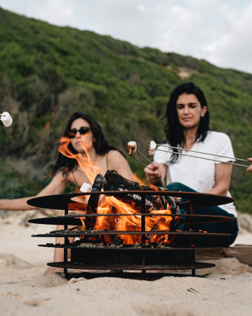 Fire Pit pentru grădină Phobos din oțel Corten, focar exterior 60 × 60 × 24 cm [8]