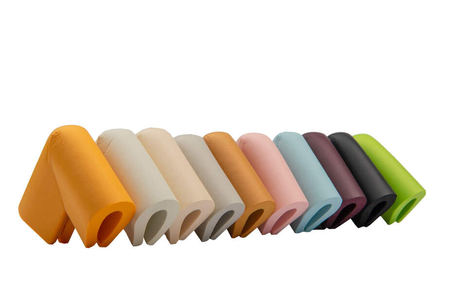 Varietate de culori pentru coltarele de protectie in forma U