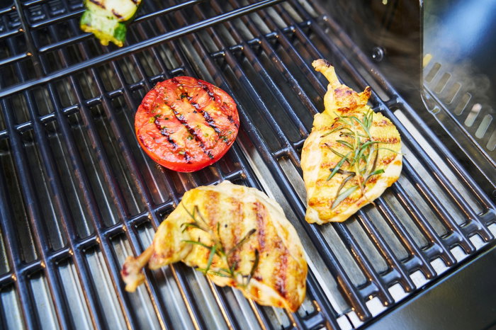 Gratar pe gaz Char-Broil Essential 4 G cu 4 arzatoare, grile din fonta, TRU-Infrared 140235 [17]