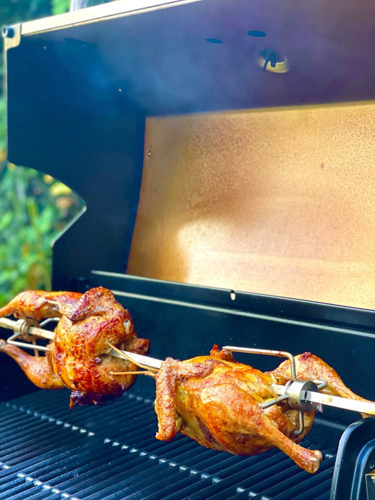 Gratar pe gaz din inox Char-Broil Professional Pro S 4, grile din fonta, sear burner, TRU-Infrared 140921 [8]