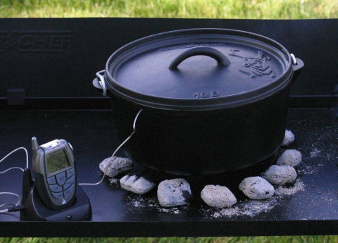 Ceaun din fonta cu capac - cuptor olandez Camp Chef 25,4 cm 3,8 litri CC-SDO10 [4]