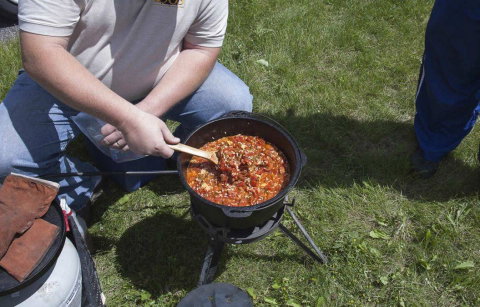 Ceaun din fonta cu capac - cuptor olandez Camp Chef 25,4 cm 3,8 litri CC-SDO10 [6]