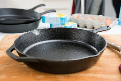 Tigaie adanca rotunda din fonta cu maner Lodge 33 cm L-12SK3 [8]