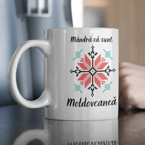 Cadouri aniversare - Cană cu motive traditionale romanesti, Mandra ca sunt moldoveanca, eCADOU, CROM1002
