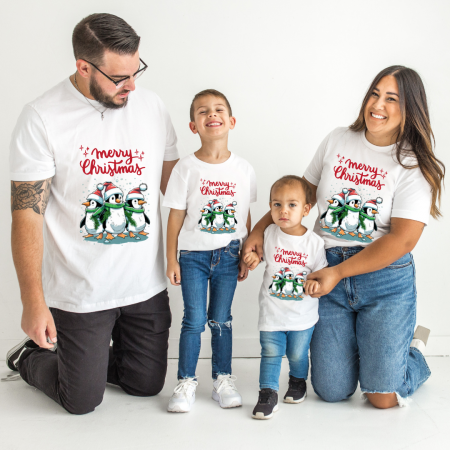 Cadouri copii bebelusi 0+ - Set de tricouri personalizate Family mama, tata  si copii cu tematica de Craciun,  Merry Chritsmas  1640