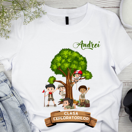 Cadouri aniversare - Tricou personalizat pentru absolvire  Clasa exploratorilor  cu text sau poze ABS1031