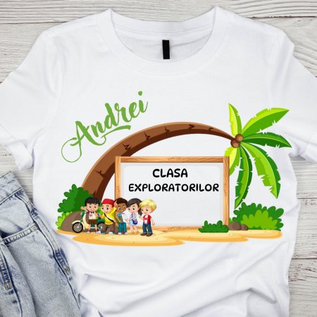 Cadouri aniversare - Tricou personalizat pentru absolvire Clasa exploratorilor  cu text sau poze ABS1033