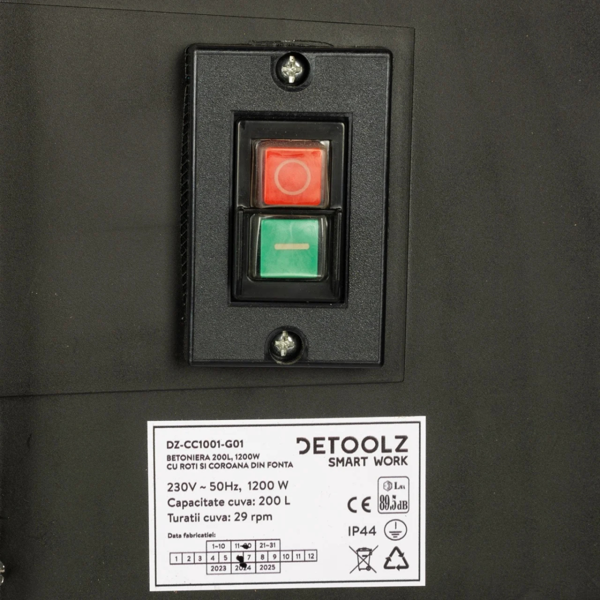 Betoniera Detoolz 200L, 1200W, cu roti si coroana de fonta [6]