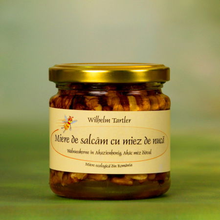 Produse Bio - Miere de salcam cu miez de nuca 400g