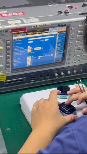 imagine cu zoom si configurarea sistemului de operare pe ceasurile empria pentru copii