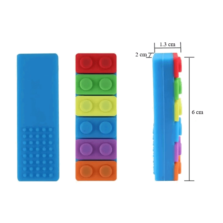 Jucarie senzoriala colorata de dimensiuni mici utila in calatorii