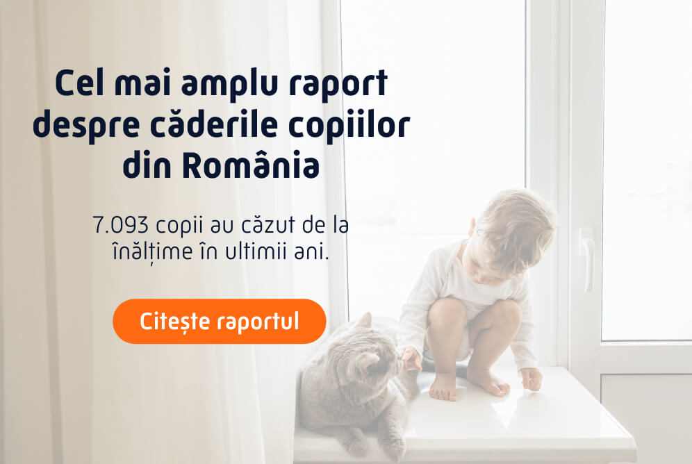 banner redirectionare catre landingpage-ul cu raportul cu caderile copiilor din romania. in imagine este un copil care se afla la inaltime cu o pisica langa
