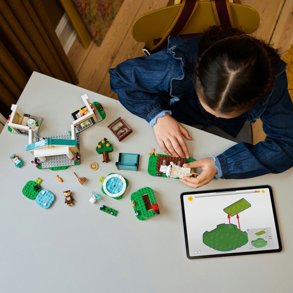 LEGO®  Animal Crossing - Colectia de muzeu a lui Blathers (77056), 543 piese [6]