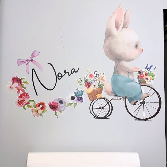 Autocolant pentru perete cu nume - Iepuras cu flori [4]