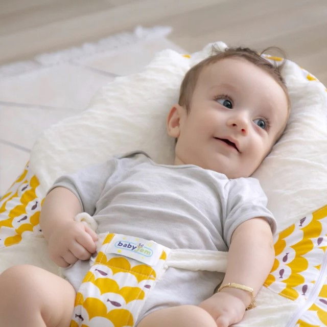 Fotoliu pentru bebelusi cu ham de siguranta Baby Bean Bed, Diverse culori [5]