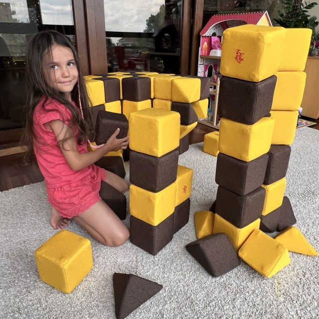 Inchiriaza pentru 10 zile Cuburile Magnetice JollyHeap® – 50 piese [26]