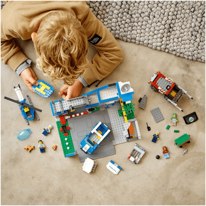 LEGO® City - Sectie de politie (60316), 668 piese [8]