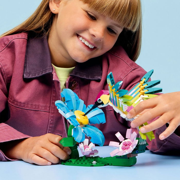 LEGO® Creator -  Animale salbatice: Colibri colorat (31384), 312 piese [4]