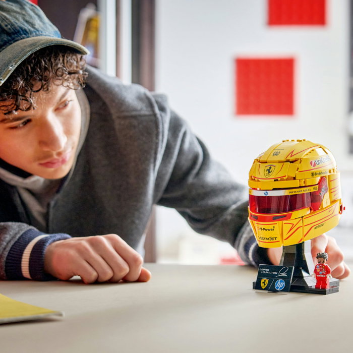 LEGO® Editions - Casca lui Lewis Hamilton Scuderia Ferrari HP (43022), 884 piese [4]
