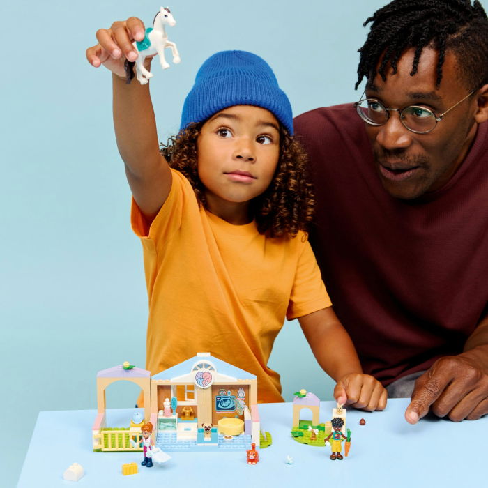 LEGO® Friends -  Clinica veterinara (42696), 141 piese [4]