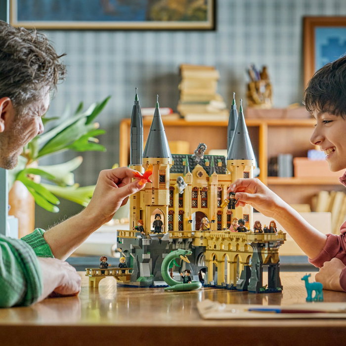 LEGO® Harry Potter - Castelul Hogwarts: Aripa de est (76473), 2164 piese [4]