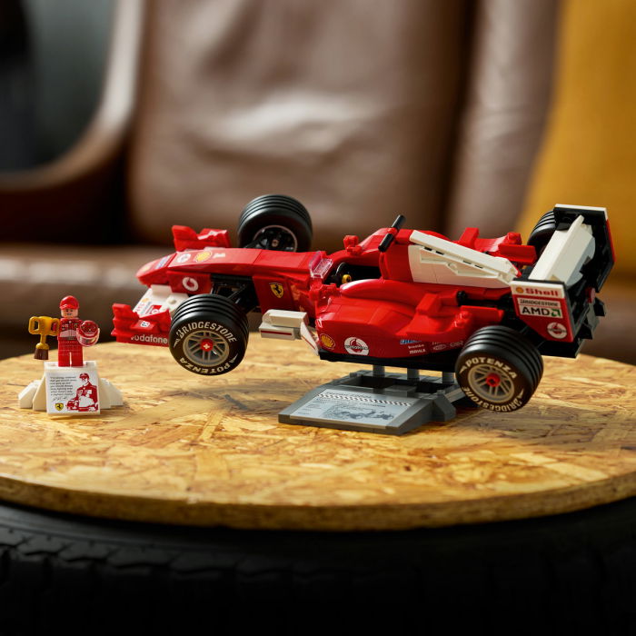 LEGO® Icons (Creator Expert) - Ferrari F2004 si Michael Schumacher (11375), 735 piese [9]