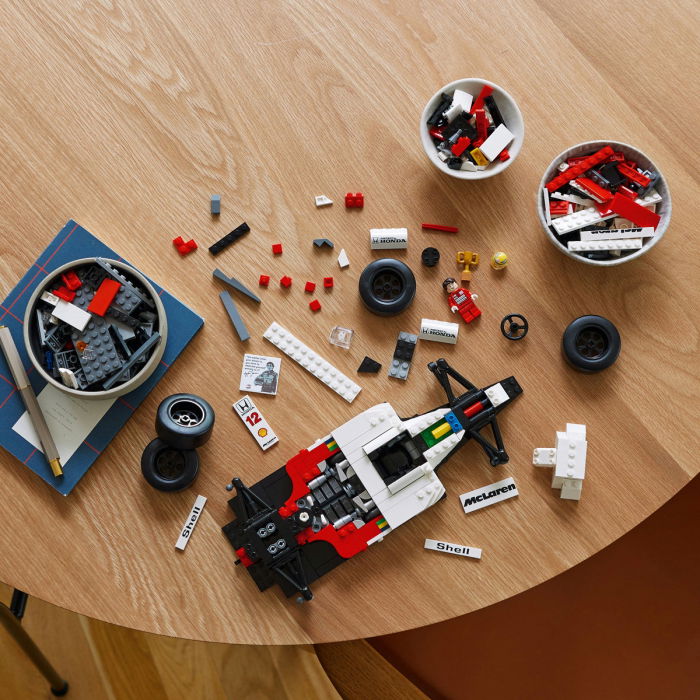  LEGO®  Icons (Creator Expert) - McLaren MP4/4 si Ayrton Senna (10330), 693 piese [4]