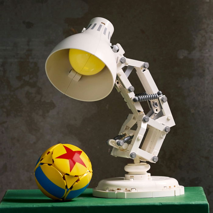  LEGO®  Ideas - Disney Pixar Luxo Jr. (21357), 613 piese [8]