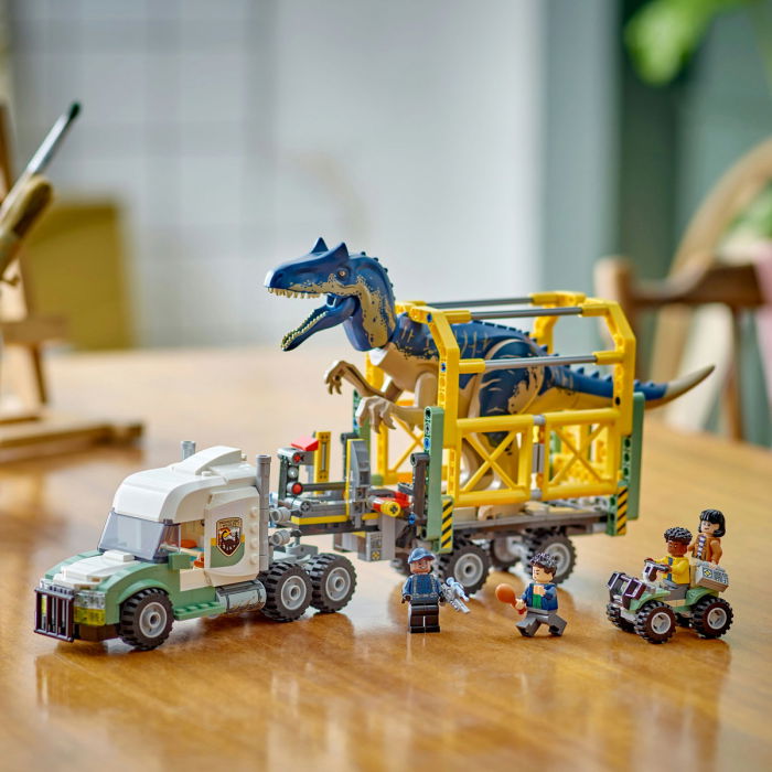 LEGO® Jurassic World - Misiunea ”Dinozaur”: Camion de transport pentru un Allosaurus (76966), 588 piese [6]