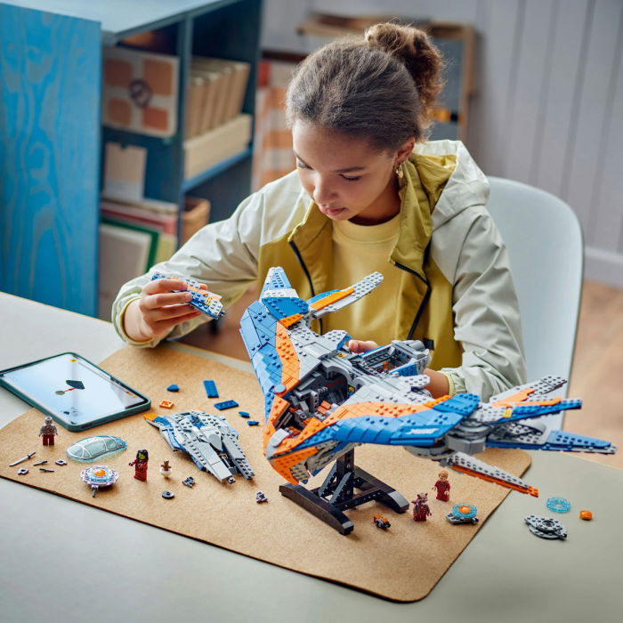  LEGO®  Marvel Super Heroes - Gardienii Galaxiei: Milano (76286), 2090 piese [4]