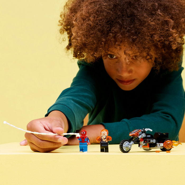 LEGO® Marvel Super Heroes - Omul Paianjen vs Calaretul fantoma pe motocicleta (76335), 72 piese [7]