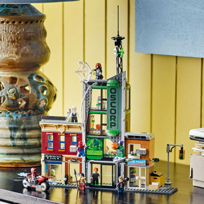 LEGO®  Marvel Super Heroes - Omul-Paianjen vs Oscorp (76324), 808 piese [6]