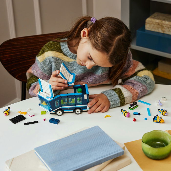  LEGO®  Minions - Autobuzul de petrecere al minionilor (75581), 379 piese [4]