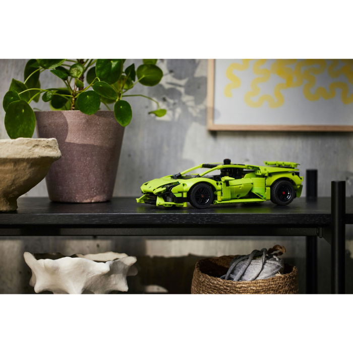  LEGO®  Technic - Lamborghini Huracan Tecnica (42161), 806 piese [6]