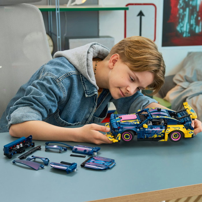 LEGO® Technic - Masina personalizata Ford Mustang GT (42236), 973 piese [4]