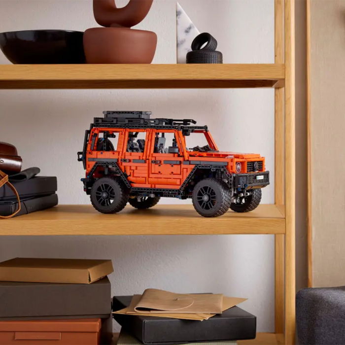 LEGO® Technic -  Mercedes-Benz G 500 PROFESSIONAL Line (42177), 2891 piese [8]