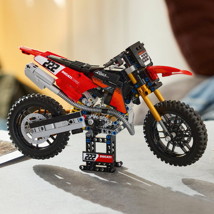LEGO® Technic - Motocicleta Ducati Desmo450 MX, versiunea de uzina (42238), 457 piese [8]