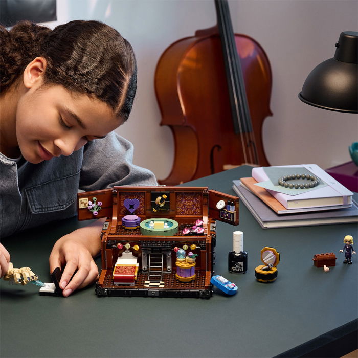  LEGO®  Wednesday - Apartamentul lui Mana (76785), 828 piese [4]